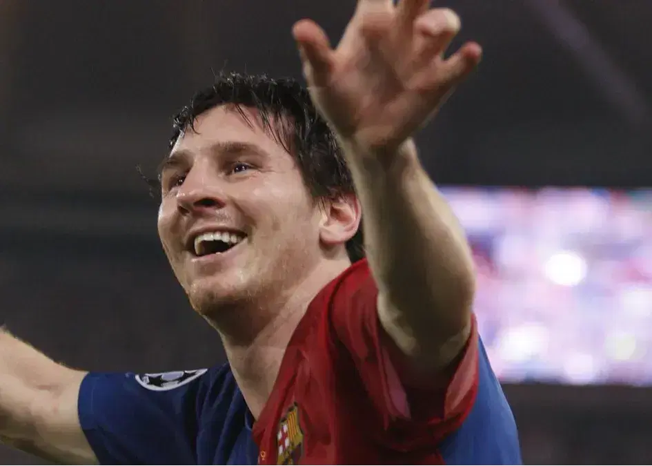 Lionel Messi approaches Spain, but is called up to the national team