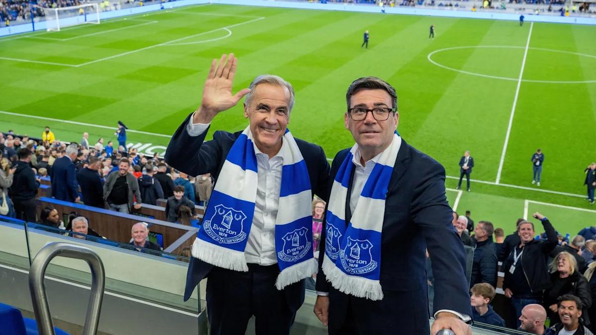 Burnham Urges to Lift Ban on Drinking Alcohol in Stadiums